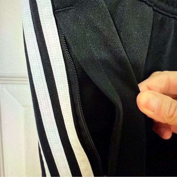 Adidas men’s Black Joggers with White Stripes and zippered ankles size XL - Picture 10 of 11